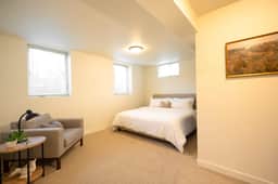 Payne St. Suite - Image 5