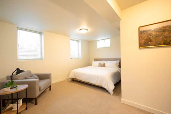Payne St. Suite - Image 5