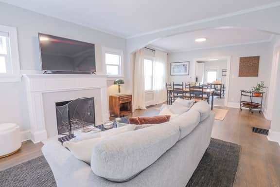 57th Street House